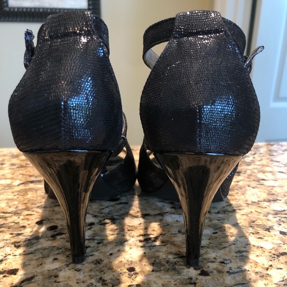 Bandolino women’s heels - Picture 6 of 7